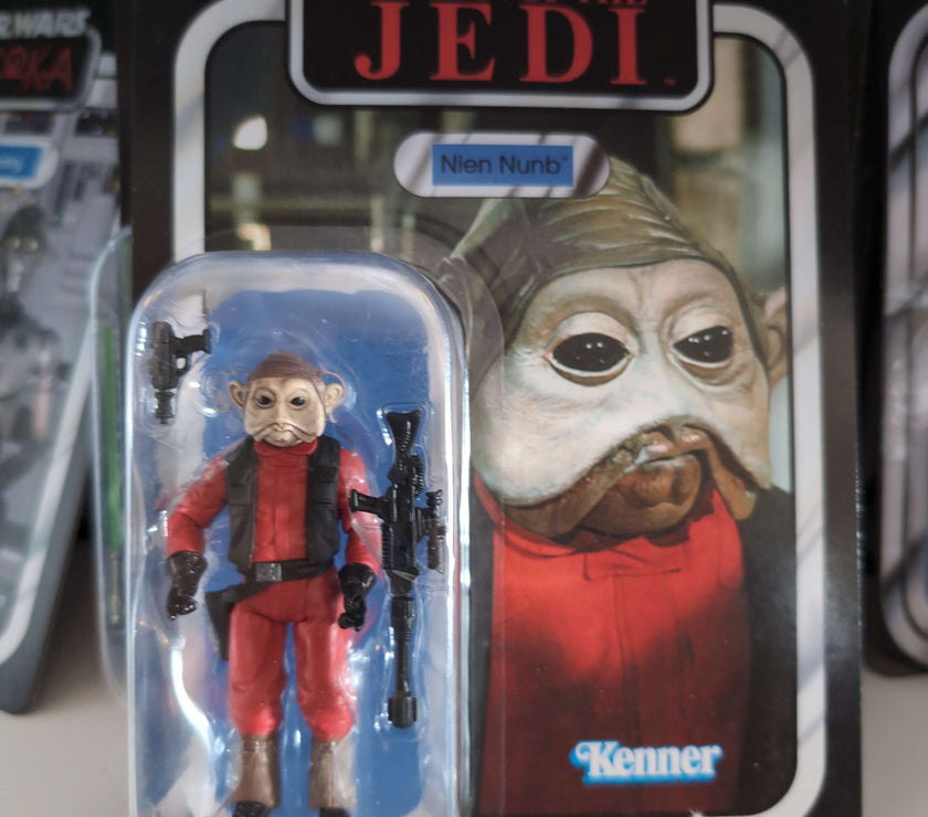 Nine Nung Star Wars Vintage Collection action figure in original Kenner packaging by Hasbro