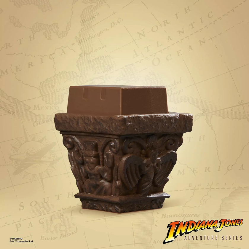 Grail Knight and Dr. Elsa Schneider Indiana Jones Adventure Series Figures image 3