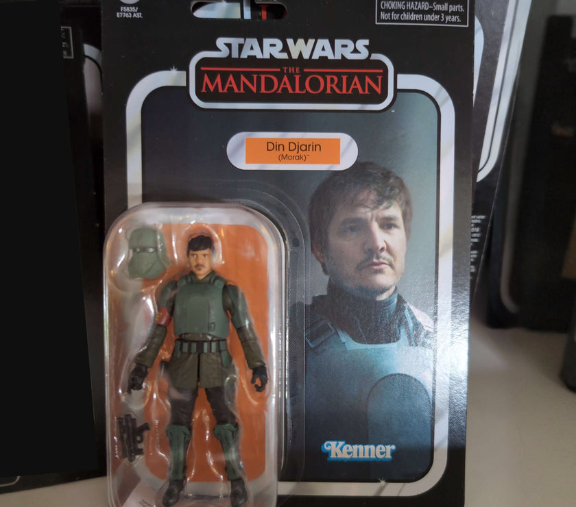 Din Djarin Morak Star Wars Action Figure Mandalorian 3.75-inch collectible by Hasbro
