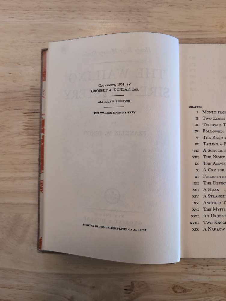 30 The Wailing Siren Mystery Vintage Hardy Boys Book A image 3