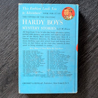38 The Mystery at Devil's Paw (1959-Brown End Pages):  Hardy Boys Book Blue image 3