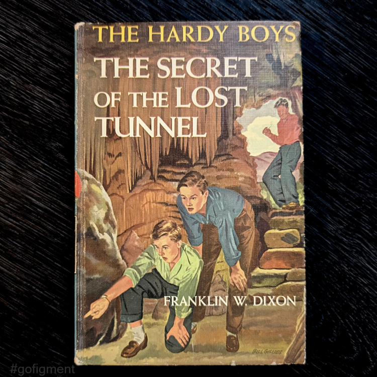 29 The Secret of the Lost Tunnel (1950):  Vintage Hardy Boys Book Blue-Back image 0