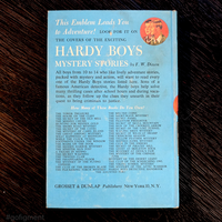 06 The Shore Road Mystery (1964):  Vintage Hardy Boys Book Blue-Back image 2