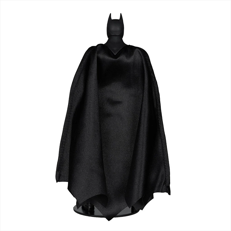 Batman -Batman Begins DC Multiverse Wave 2 7-Inch Scale Action Figure image 4