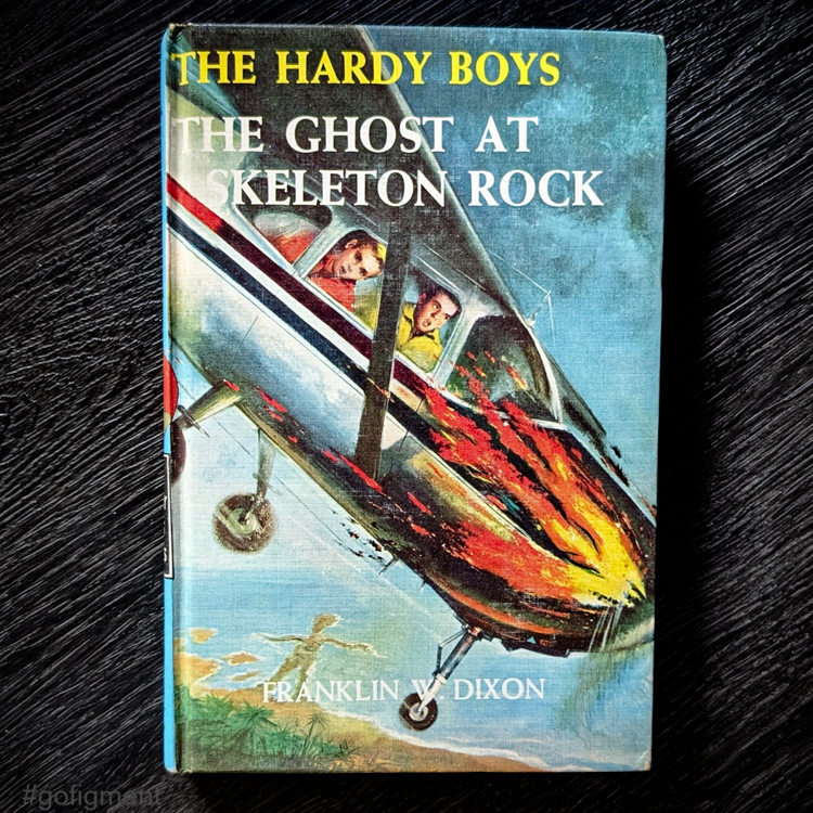 37 The Ghost at Skeleton Rock (1957):  Vintage Hardy Boys Book Blue-Back image 0