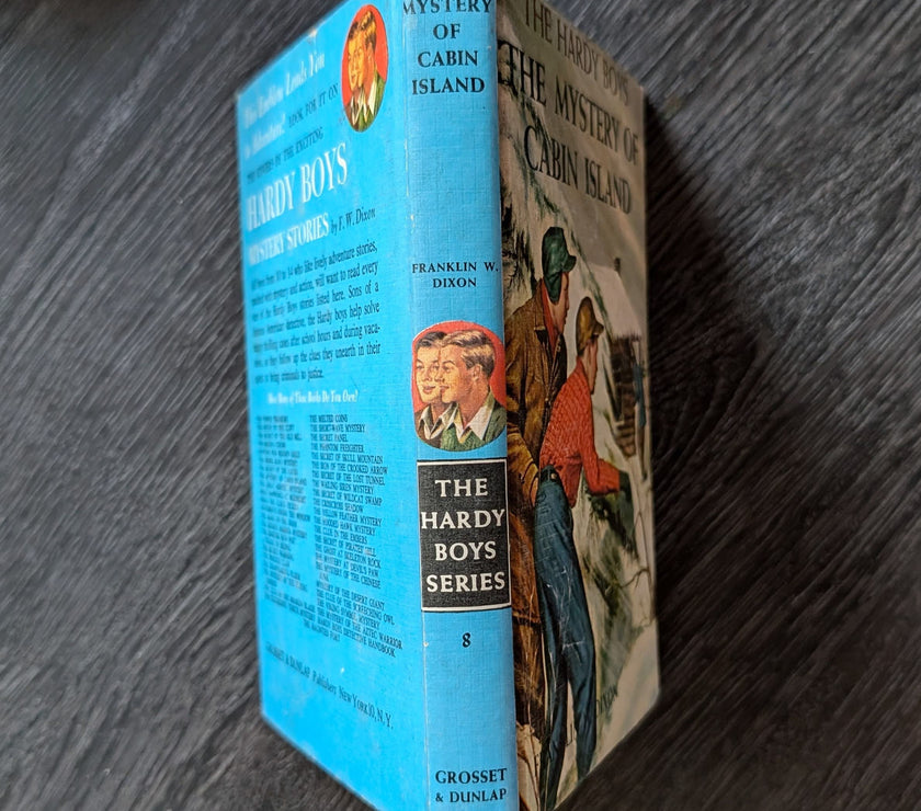 08 The Mystery of Cabin Island (1942):  Vintage Hardy Boys Book Blue-Back image 1