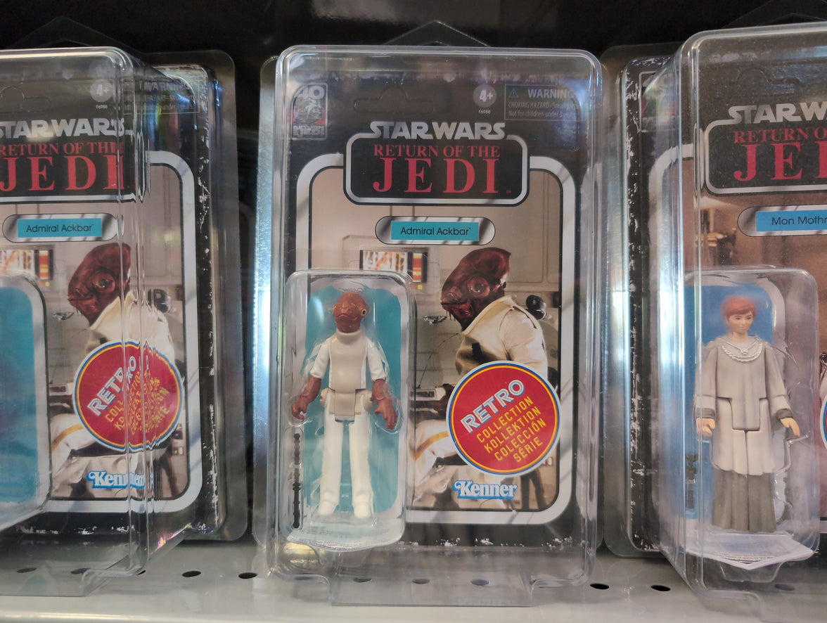 Admiral Ackbar Star Wars Retro Collection ROTJ Action Figure Exclusive Hasbro by Kenner new in box collectible toy