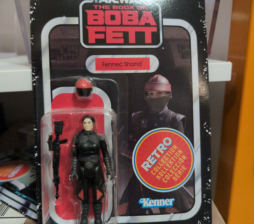 Fennec Shand 1:18 scale Star Wars action figure by Kenner in retro-style Book of Boba Fett packaging