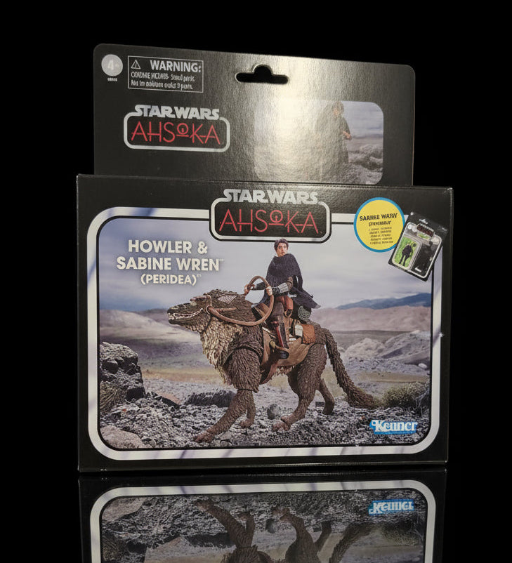 Kenner Star Wars Ahsoka Howler and Sabine Wren Peridea collectible action figure in vintage-style packaging