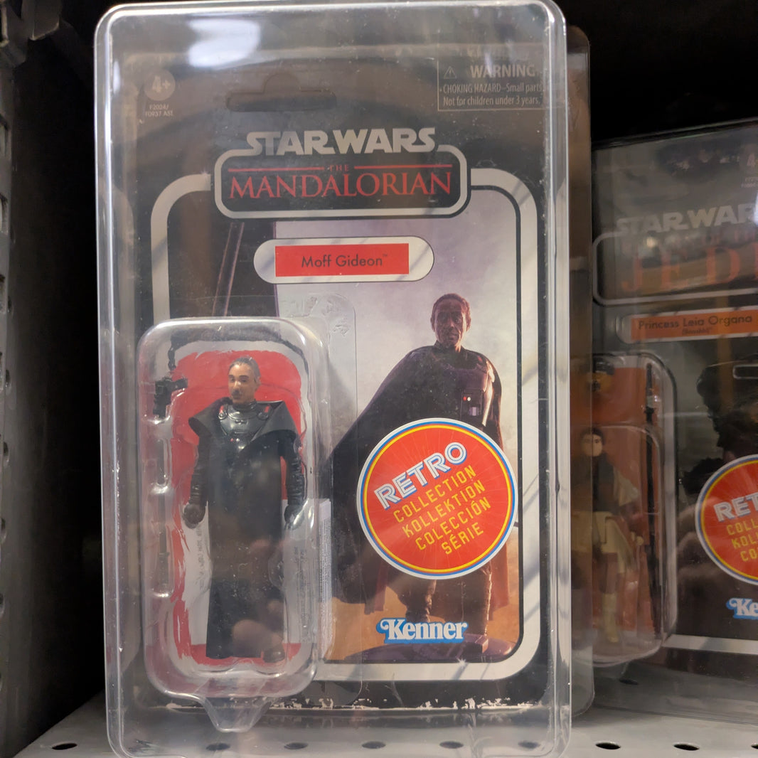 Moff Gideon Star Wars Retro Collection Action Figure in case MANDO