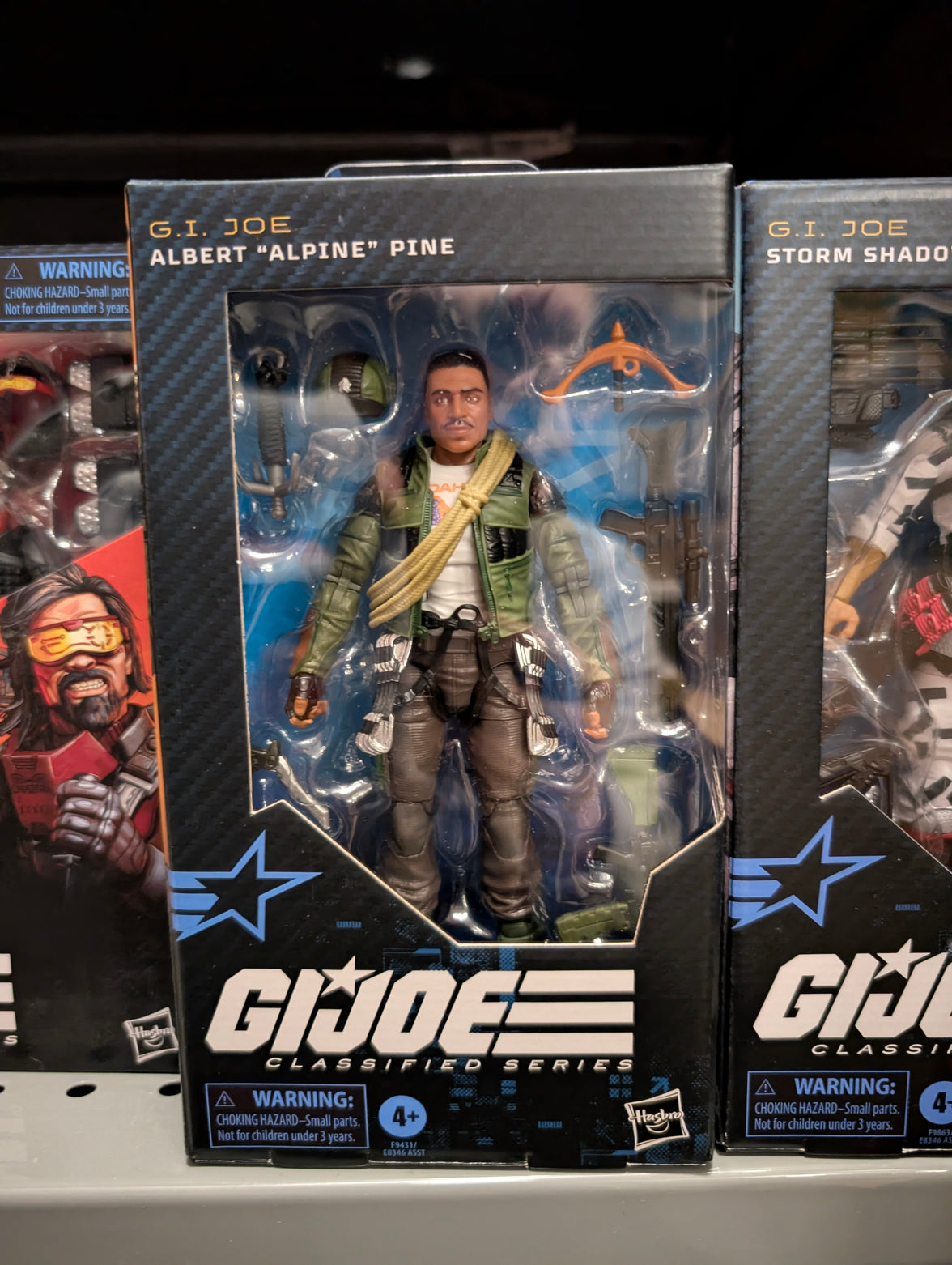 Hasbro G.I. Joe Classified Series Albert Alpine Pine 6-inch action figure with mountain gear in box display