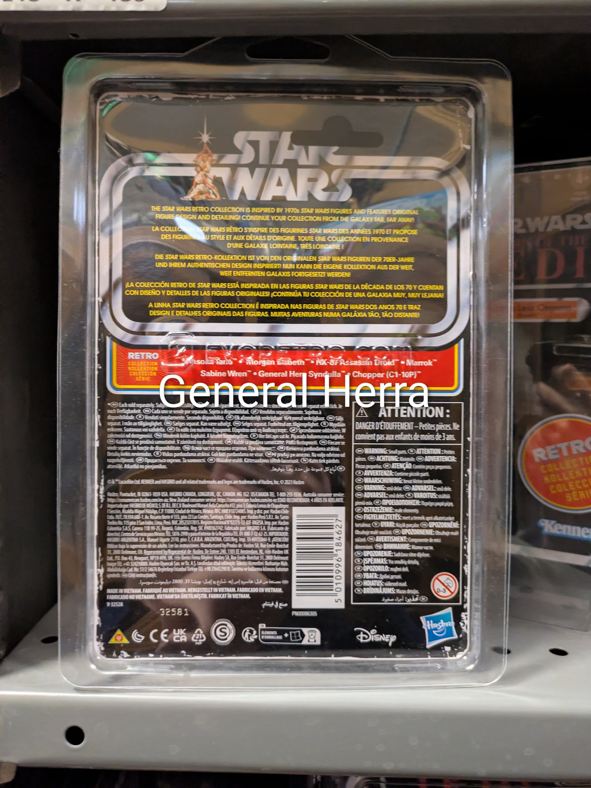General Syndulla Star Wars Retro Collection Action Figure in case Ahsoka
