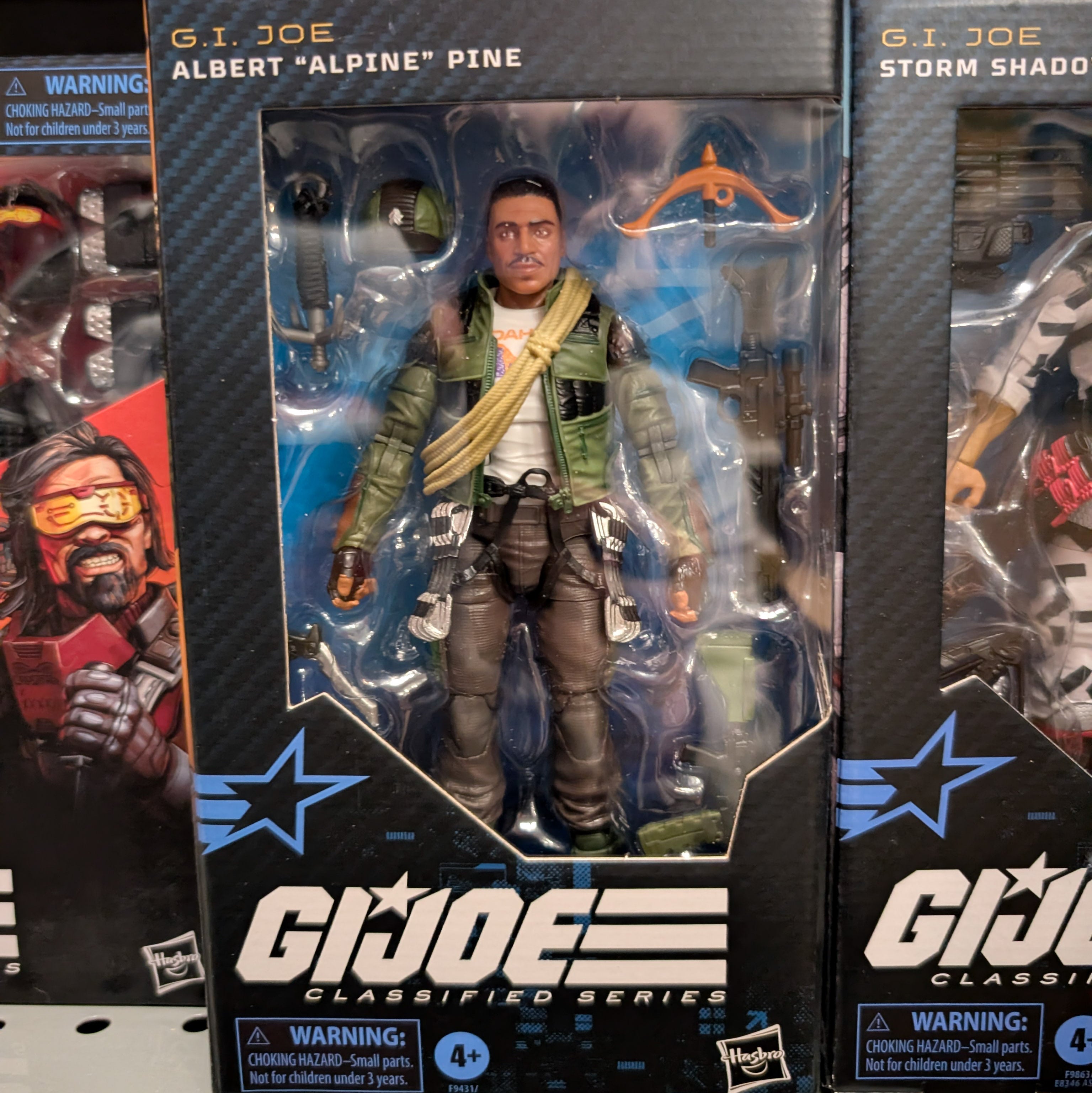 Hasbro G.I. Joe Classified Series Albert Alpine Pine 6-inch action figure with accessories in packaging display