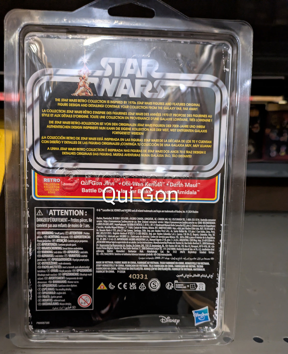 Qui-Gon Jinn Star Wars Retro Collection Action Figure in case