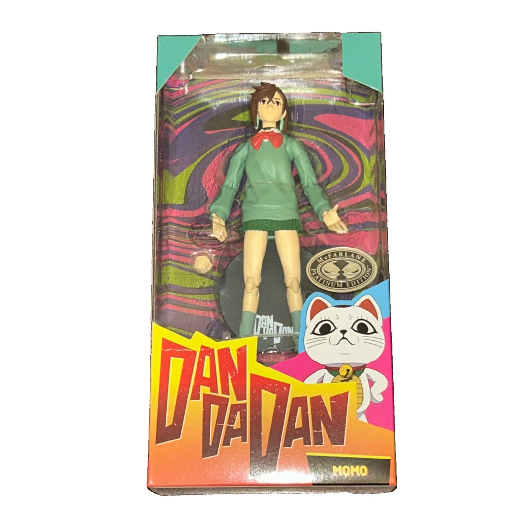 Momo Ayase CHASE variant in Green Dandadan 1:10 Scale 7" Premium Dandadan Action Figure